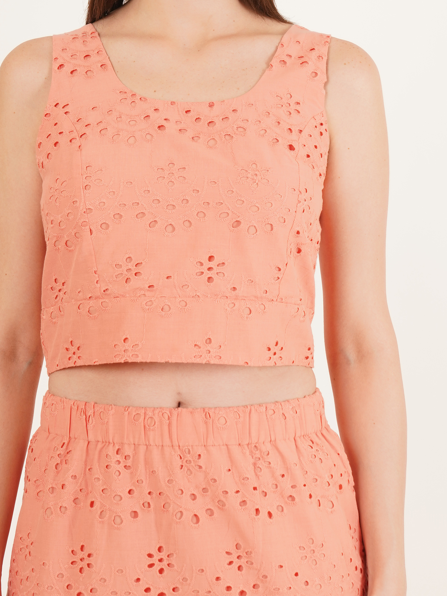 Women Chic Schiffli Pink Cotton Co-Ord Set 6