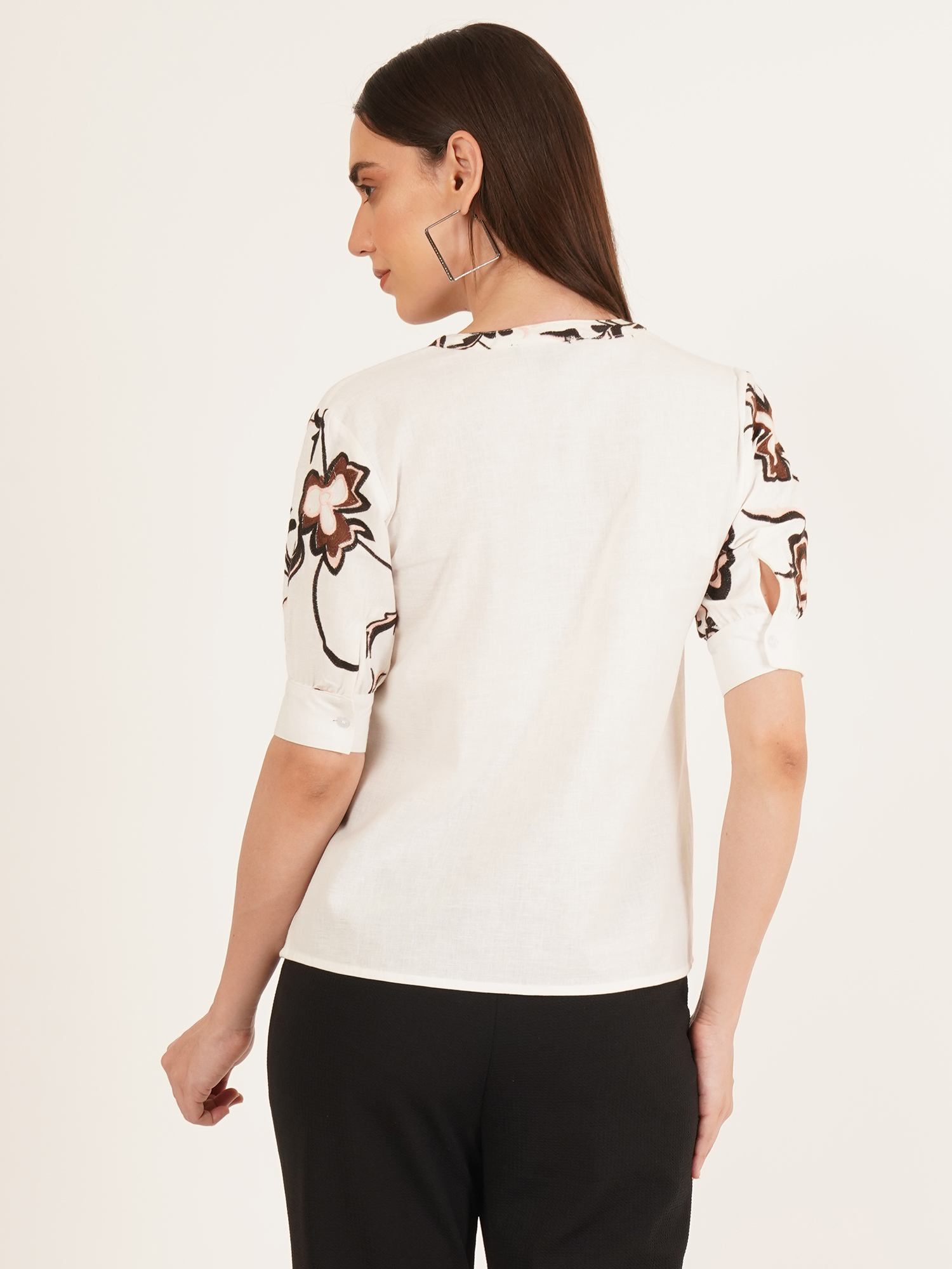 Women Embroidered Mandarin Collar Top 6