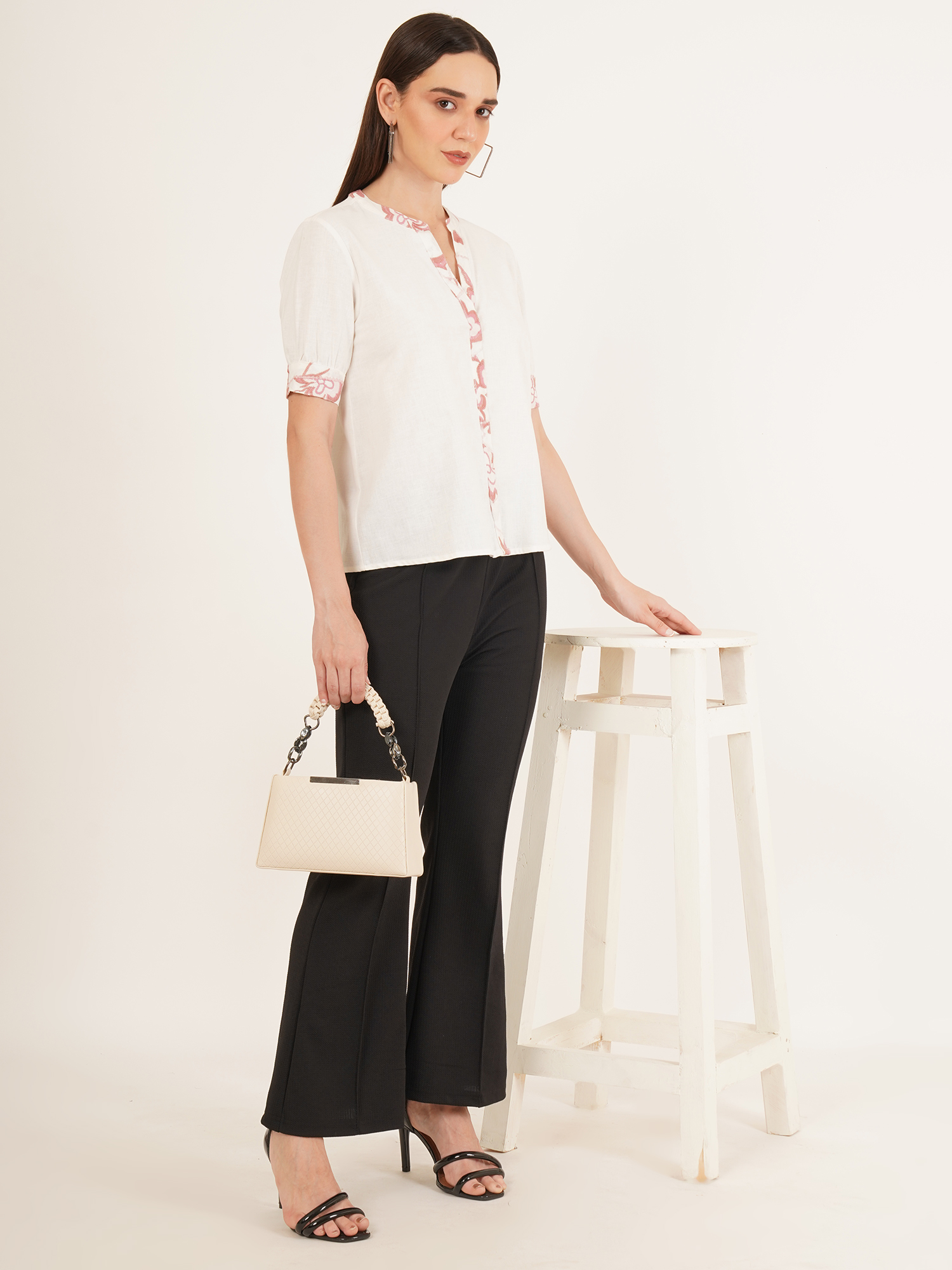 Women Embroidered Mandarin Collar Top 5
