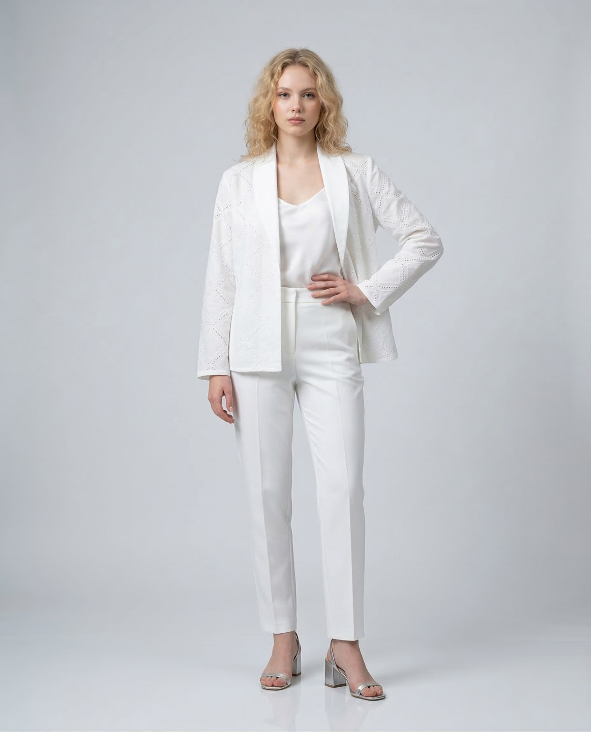Women White Cotton Schiffli Coat 3