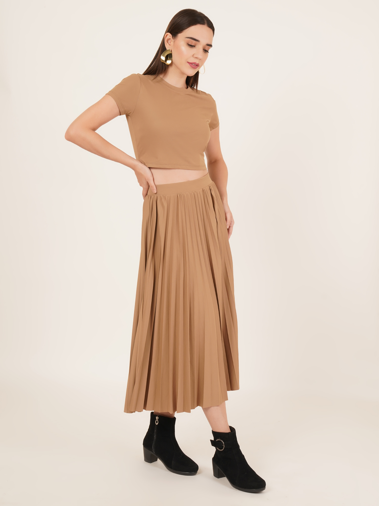 Women Brown Solid Pleated Skirt & Top Co-ord Set 3