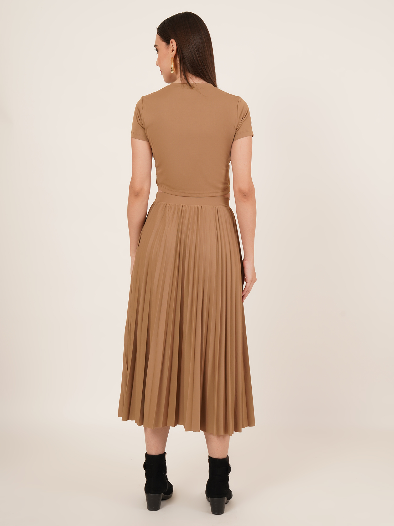 Women Brown Solid Pleated Skirt & Top Co-ord Set 5