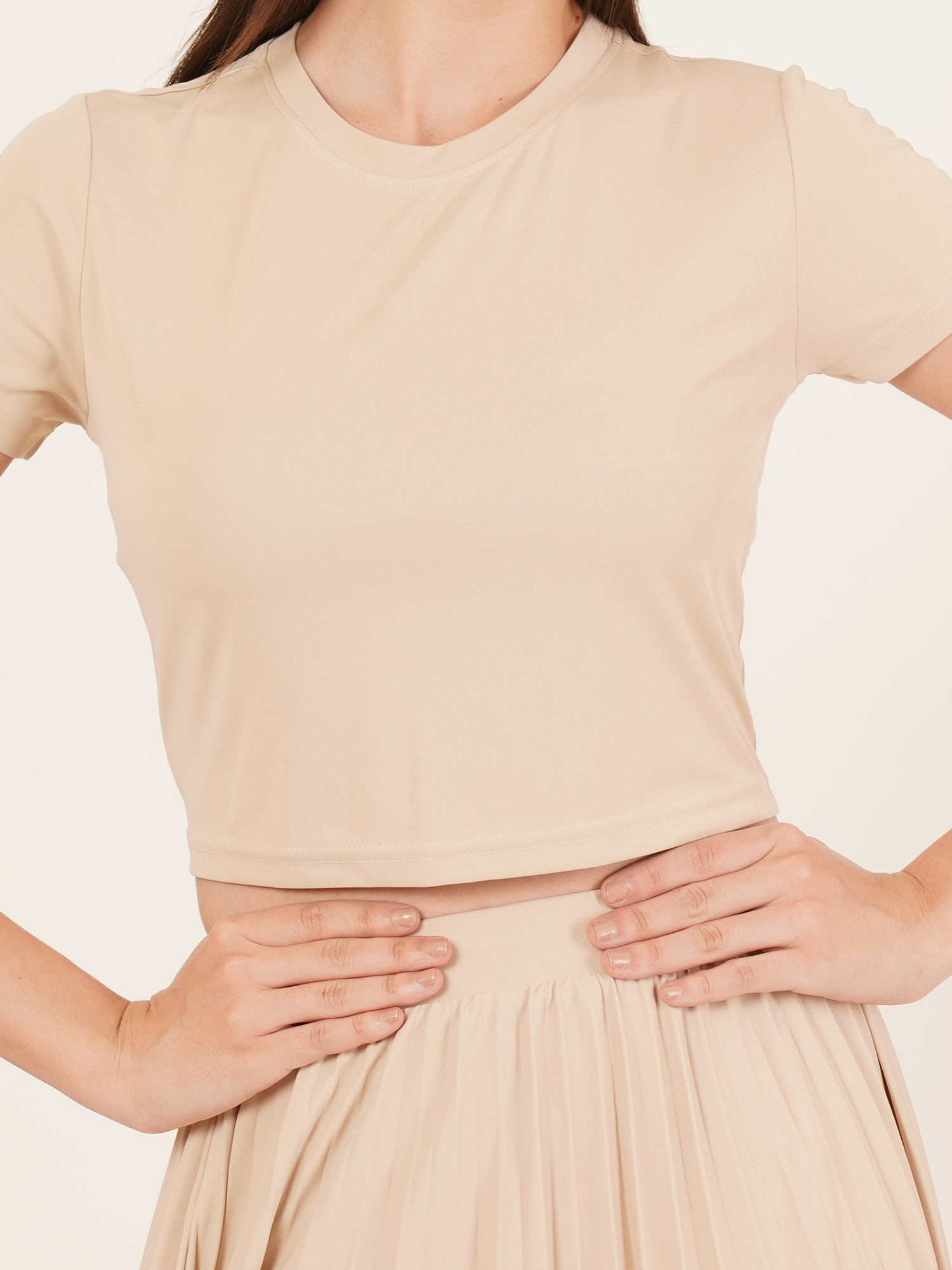Women Beige Solid Pleated Skirt & Top Co-ord Set 3