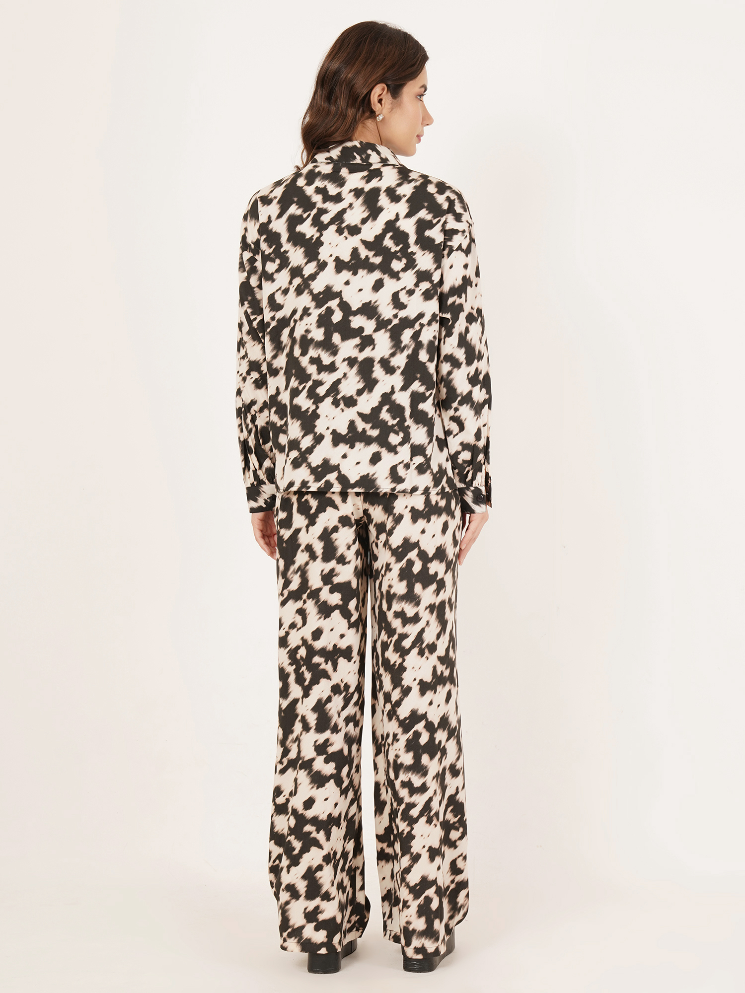 Women Black Animal Print Shirt & Trouser Co-ord Set 2
