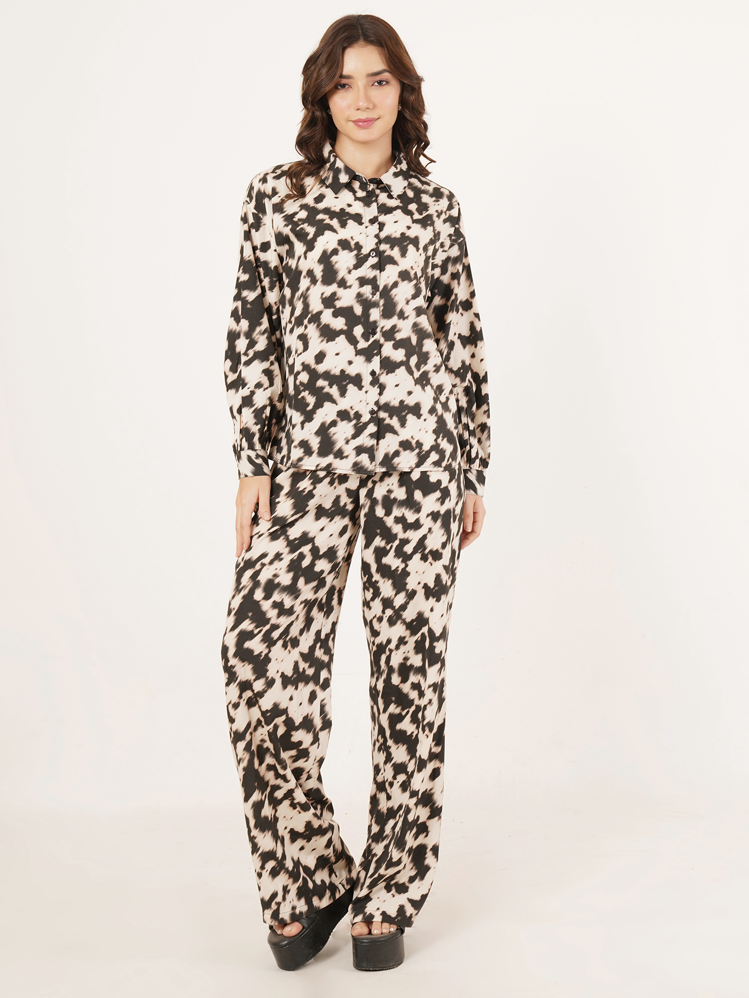 Women Black Animal Print Shirt & Trouser Co-ord Set 6