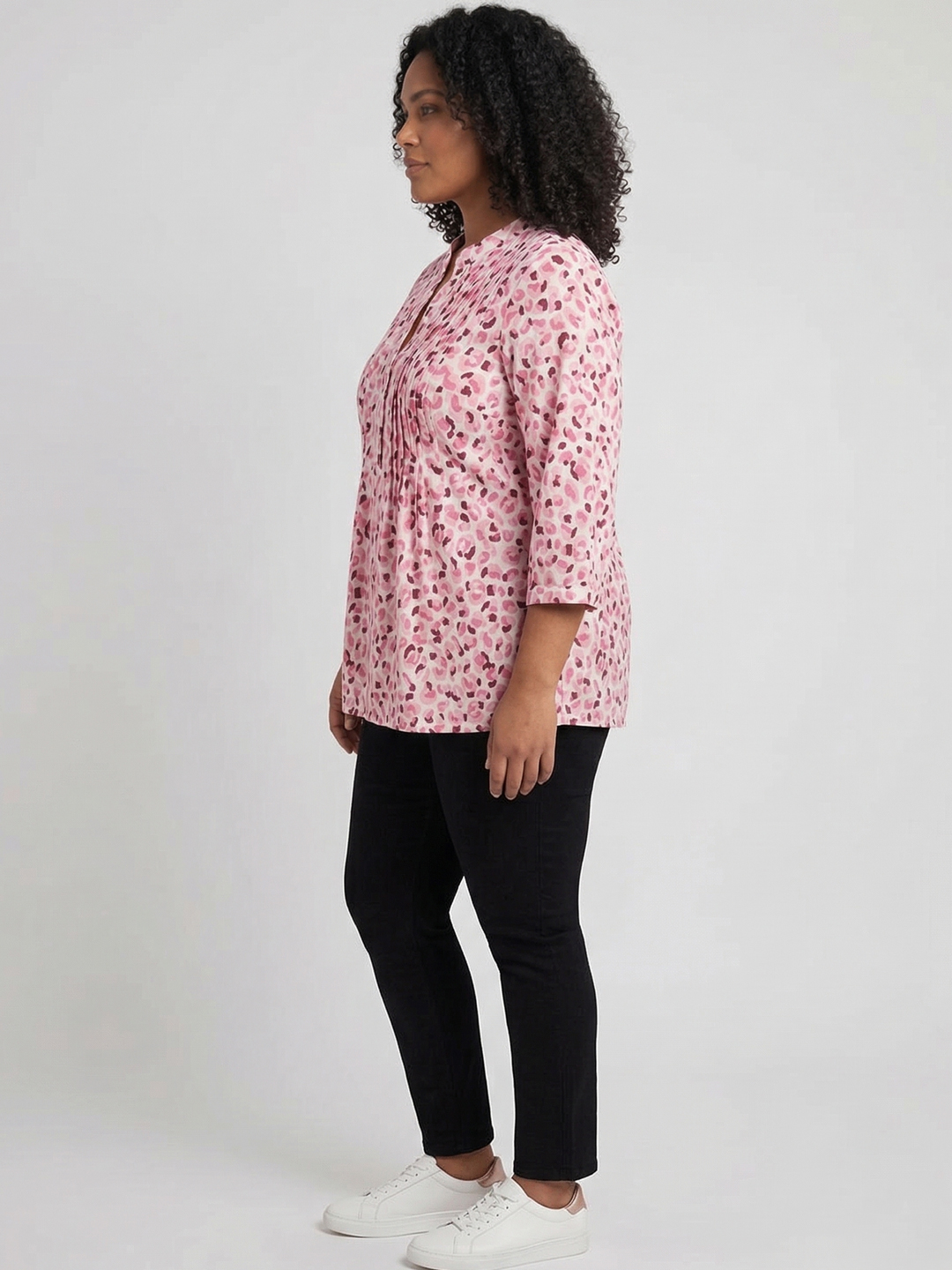 Women Pink & White Cotton Printed Mandarin Collar Plus Size Top 6