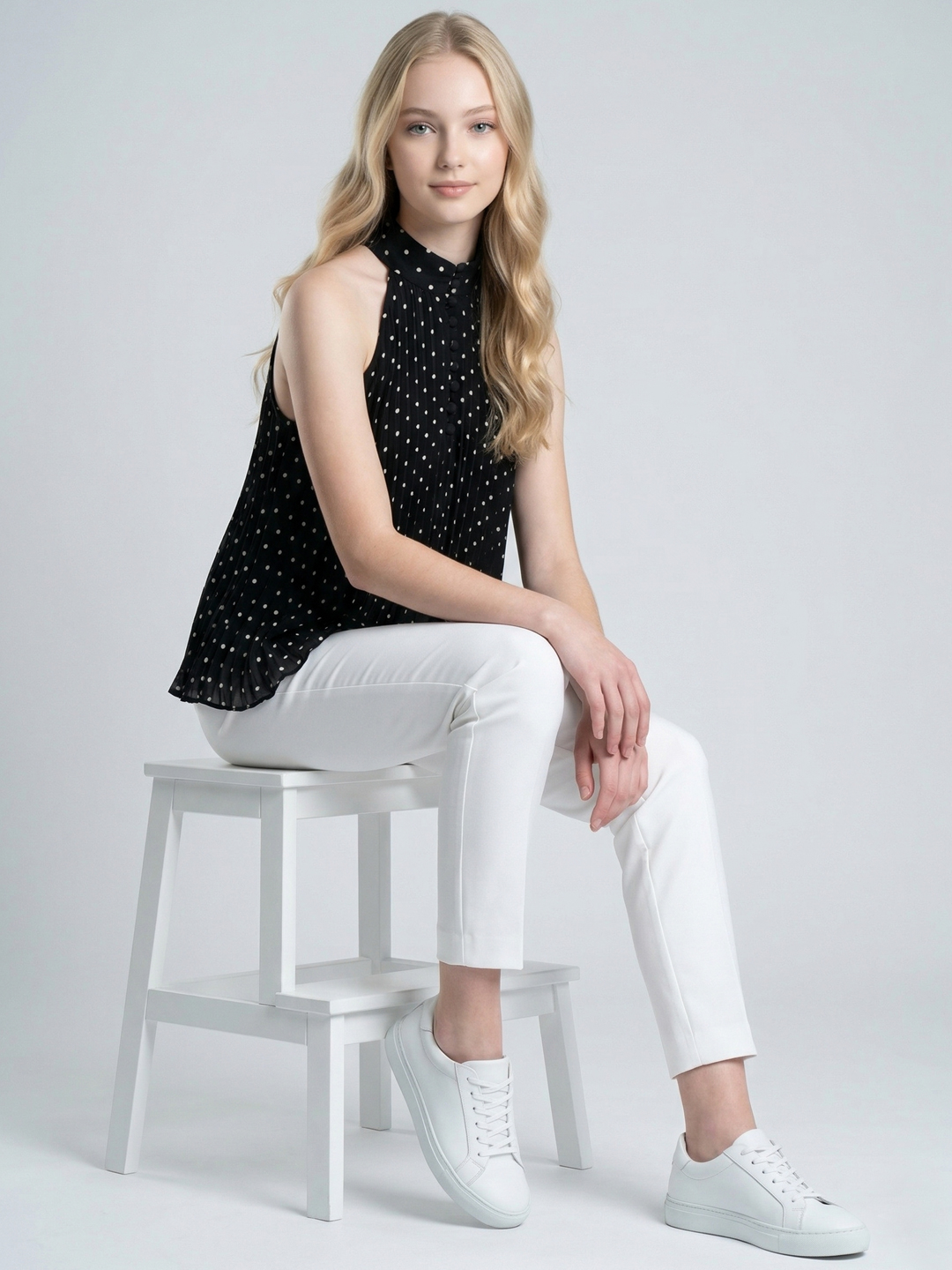 Women Black & White Polka Dot Pleated Halter Neck Tank Top 6