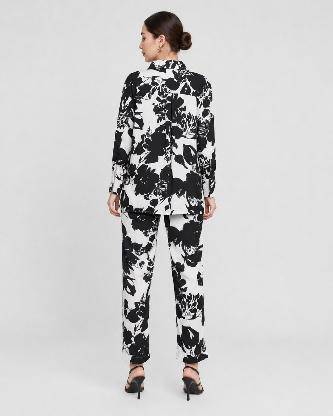 Women Black & White Satin Printed Co-Ord Set 3